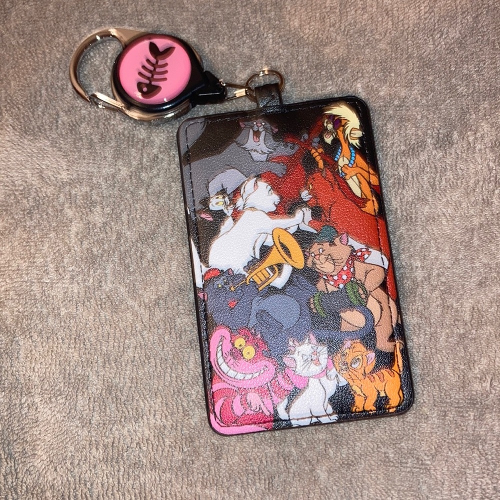 HP🎊Disney Cats clip ID holder